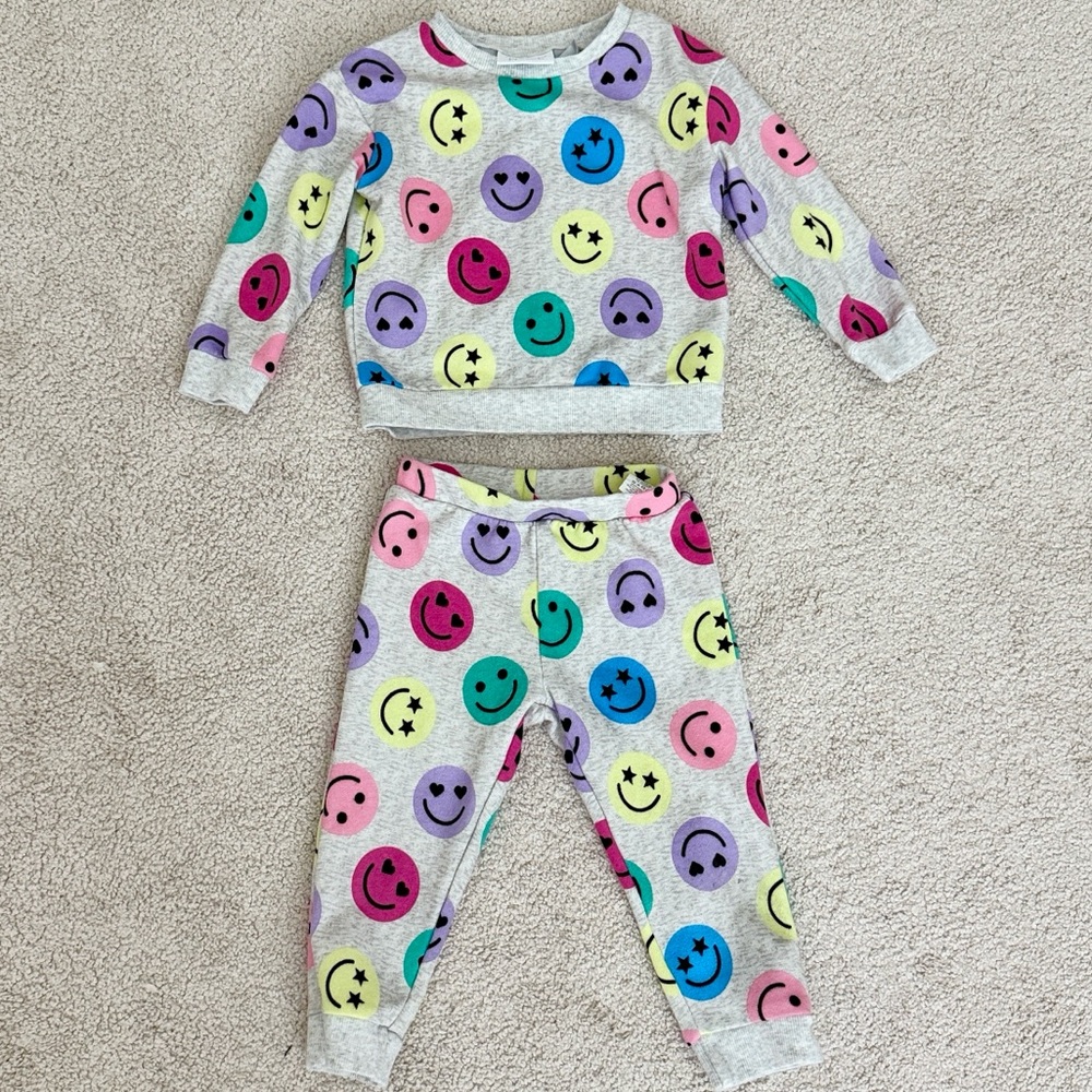 The Children’s Place Happy Face Smiley Matching Set Fleece Sweatshirt & Pants 2T